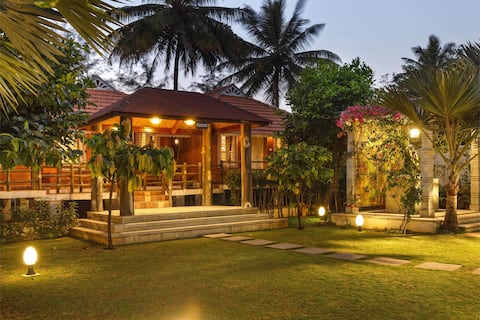 Ananta Vilas by StayJade|Pool|Garden|4BHK|Luxury