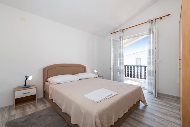 Bedroom, Surface: 10 m²