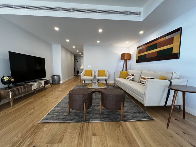 Luxury apt Cascais sea view gallery image 3