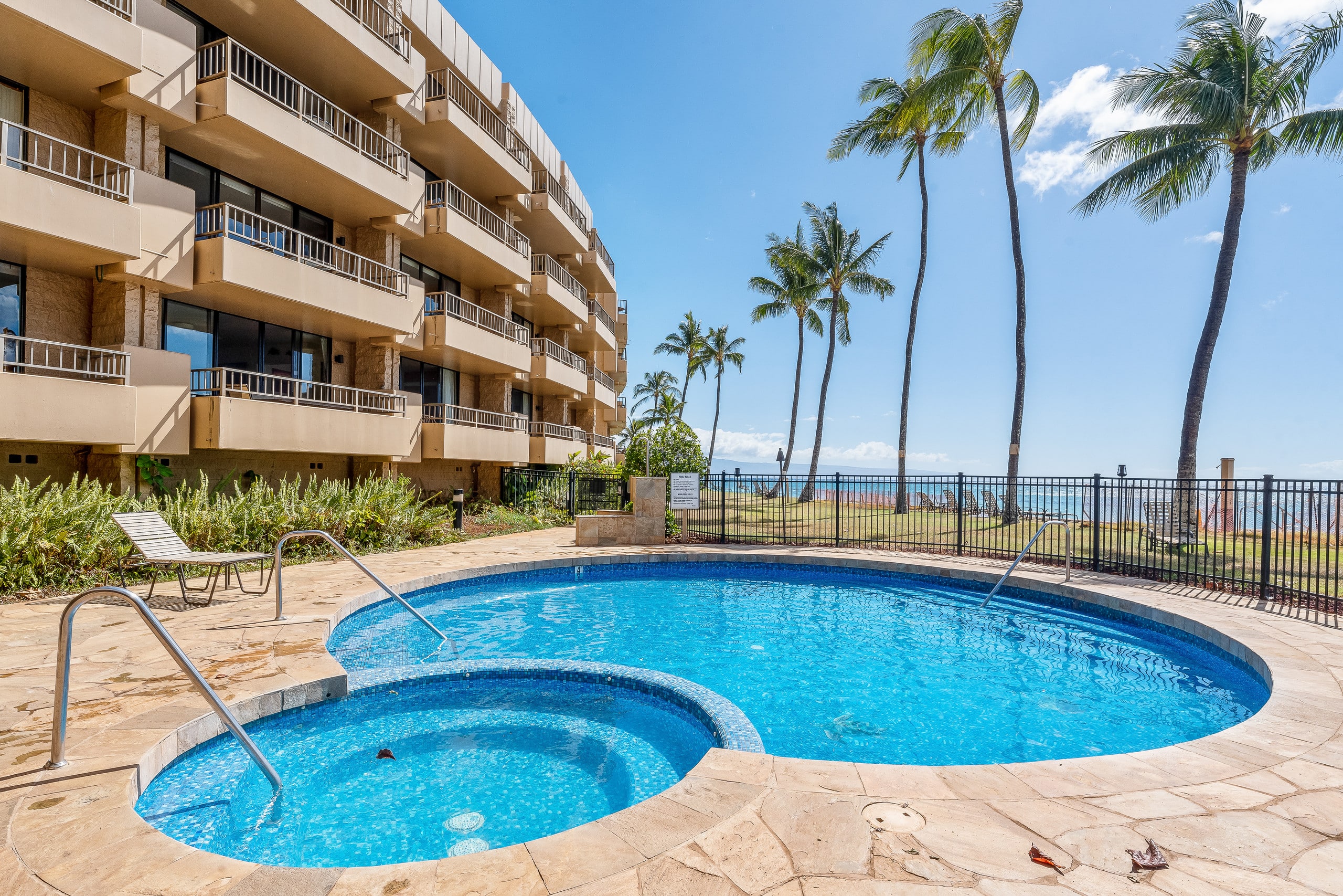 Paki Maui 217 Cozy 1BR Oceanfront Resort w Pool - Photo 39