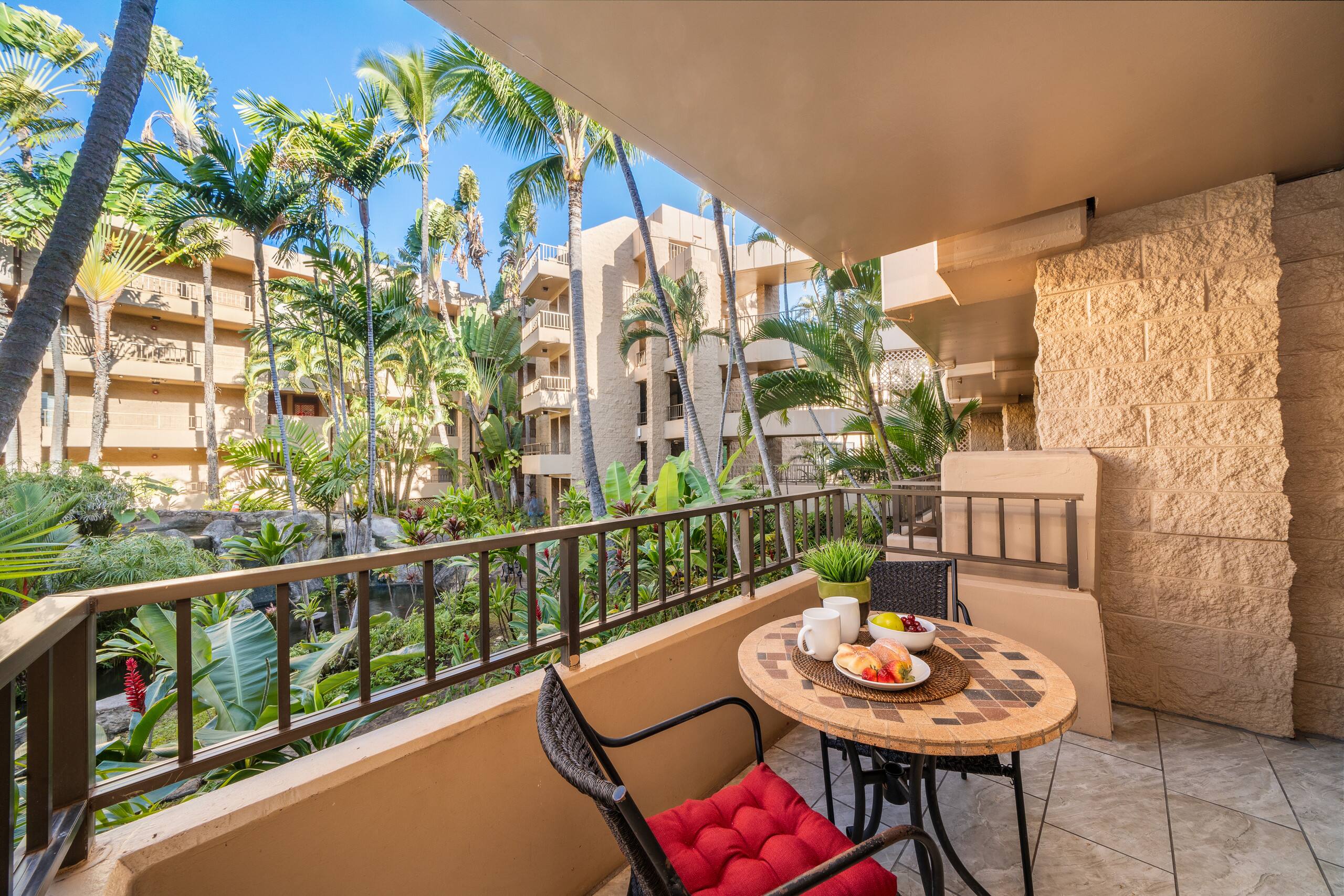 Paki Maui 217 Cozy 1BR Oceanfront Resort w Pool - Photo 27