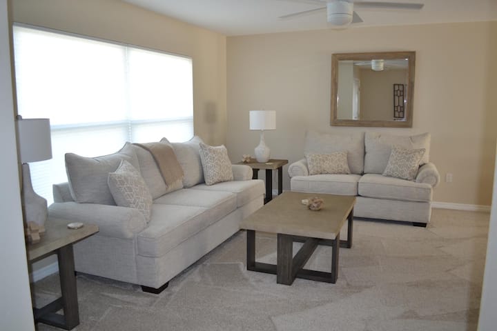 Pool Home Near Manasota Key - Shark Tooth Hunting - Englewood, FL