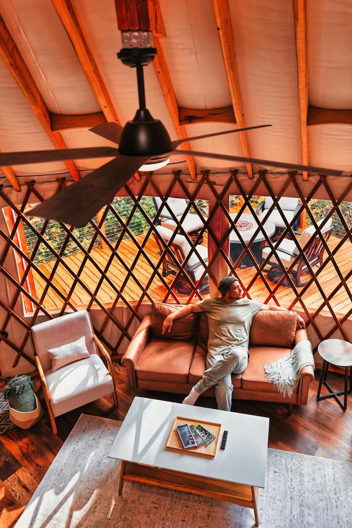 Wy'east Yurt - Carson, WA