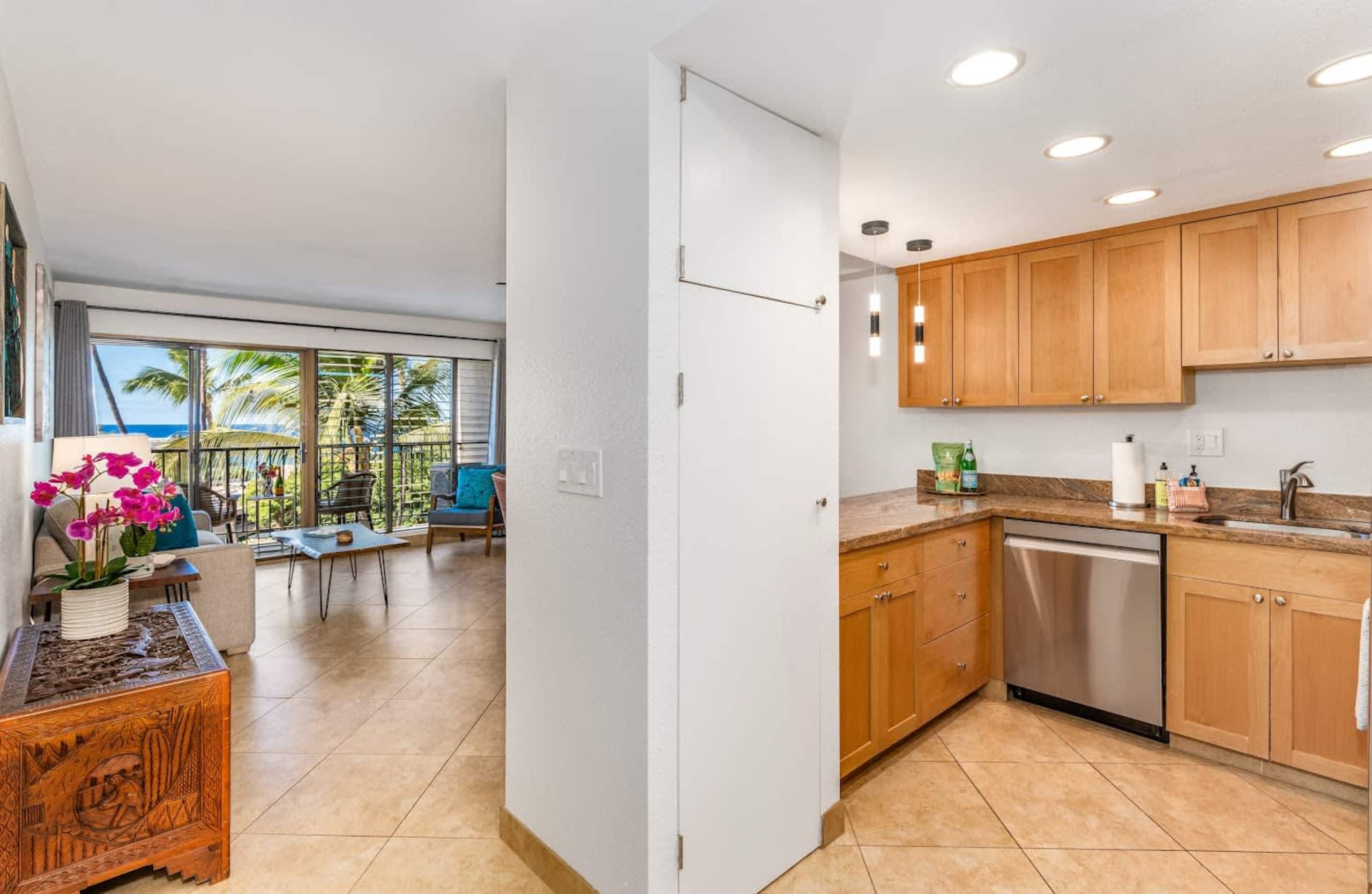 Stylish Hawaiian Tropical Oceanview Vistas - Image 8