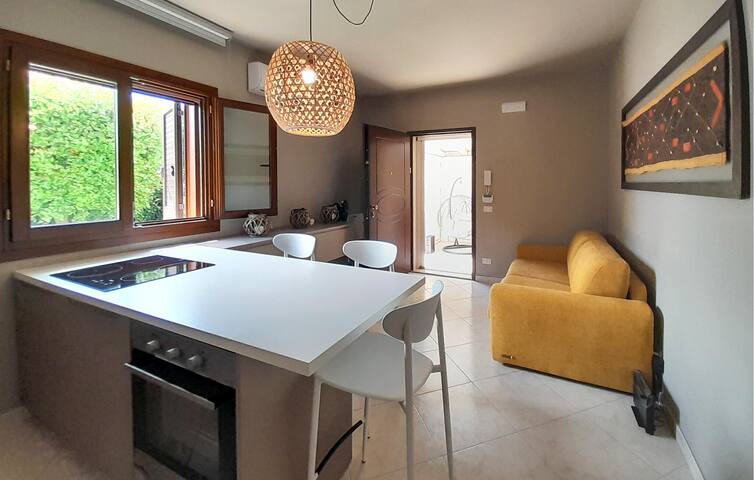 Lovely home in Leporano (TA) with WiFi gallery image 3
