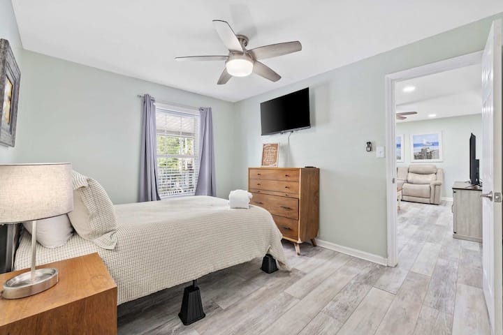 3. spavaća soba s krevetom pune veličine.