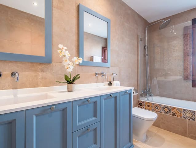 Urban Group -Real Estate managed Airbnb listing 3