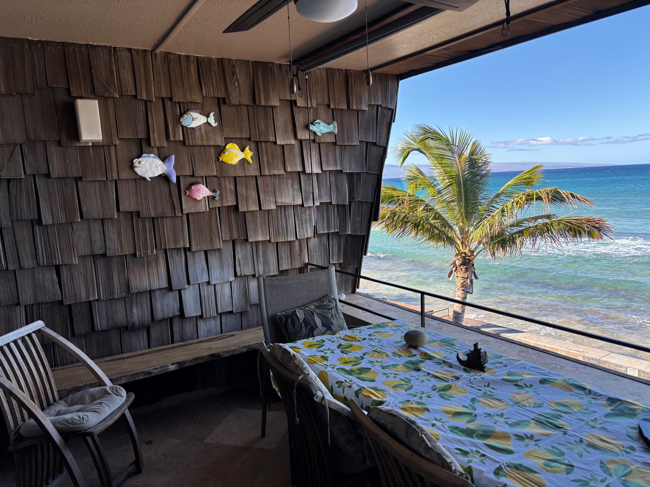 Condo in Lahaina · ★5.0 · 2 bedrooms · 2 beds · 2 baths - Image 2