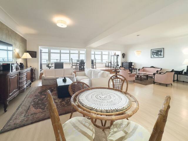 Familiar Amplo Apartamento com Vista para o Mar gallery image 3