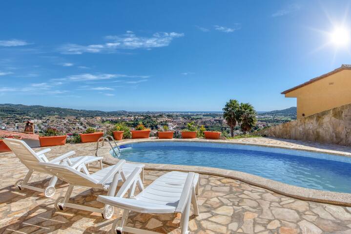 Vista mar, piscina, AA, WIFI. gallery image 3