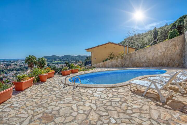 Vista mar, piscina, AA, WIFI. gallery image 4