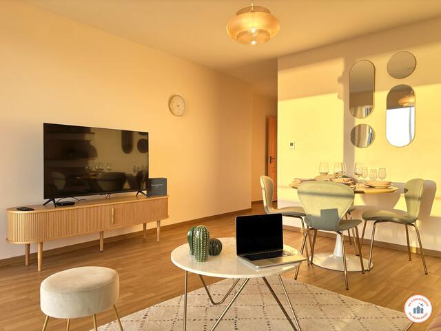 Entire home with 2 bedrooms in Le Havre - Le Pop Art' - Terrasse Great Sea View and