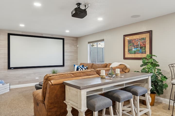 The Fritz | Pool + Theater + Games | Sleeps 14 - 피닉스
