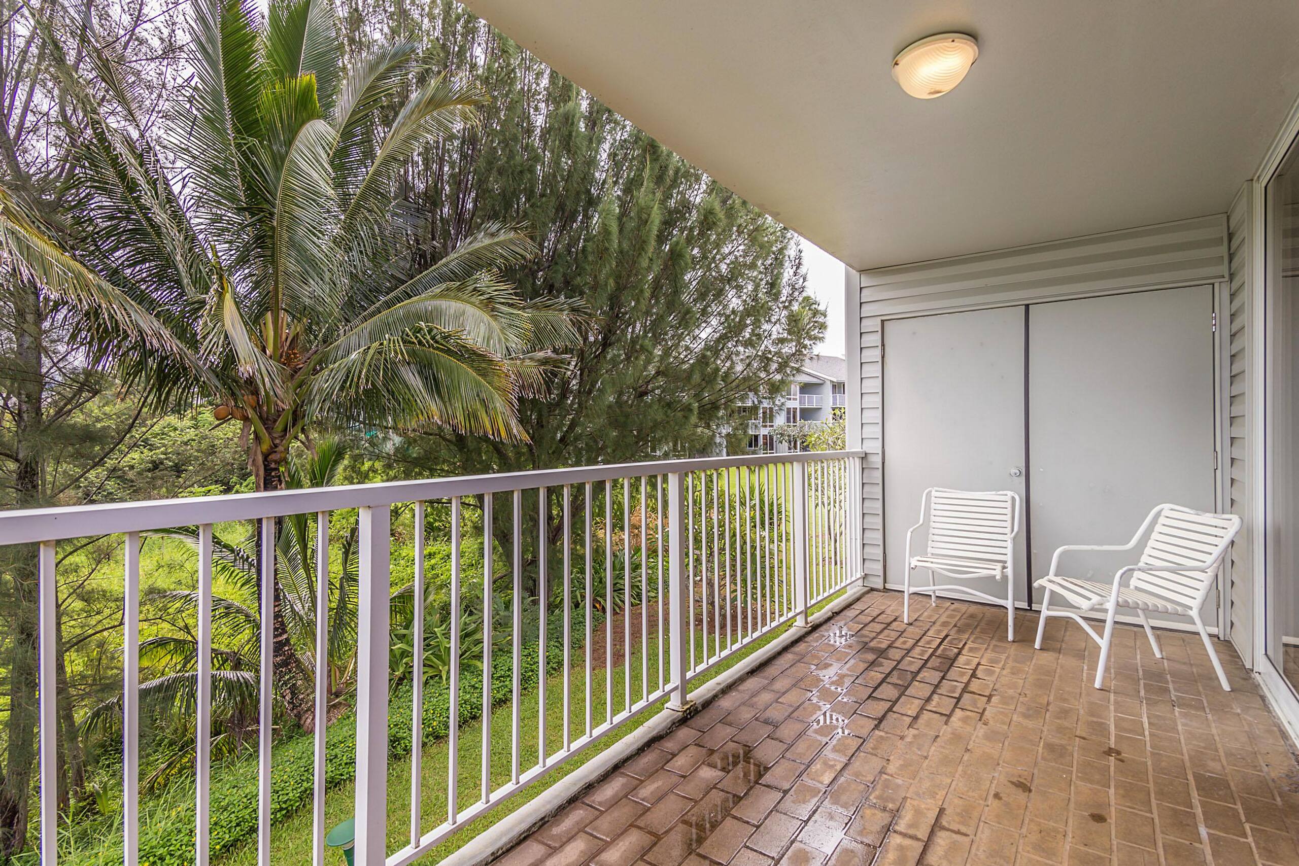 Condo in Princeville · ★4.67 · 1 bedroom · 2 beds · 2 private baths - Image 13
