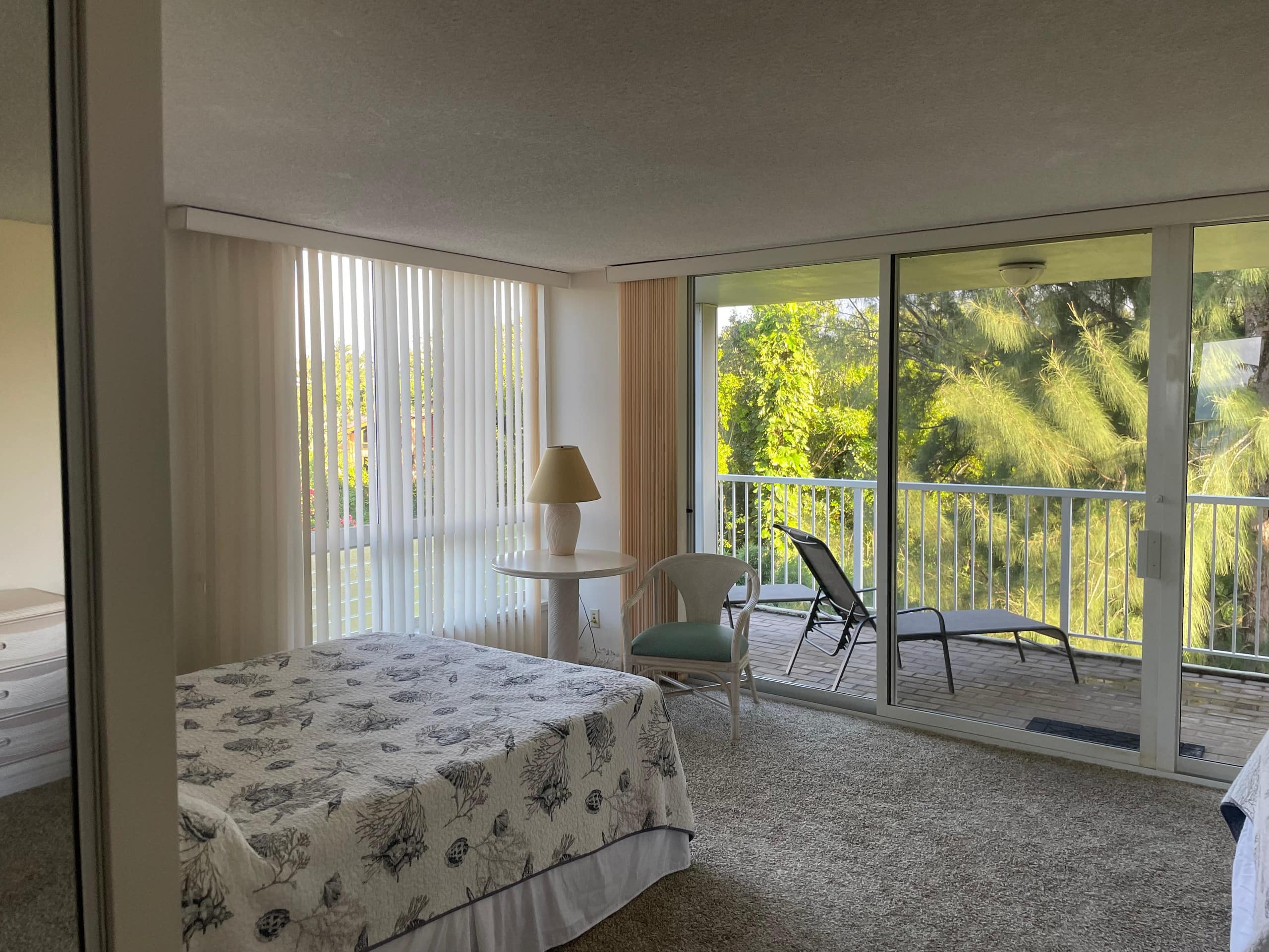 Condo in Princeville · ★4.67 · 1 bedroom · 2 beds · 2 private baths - Image 11