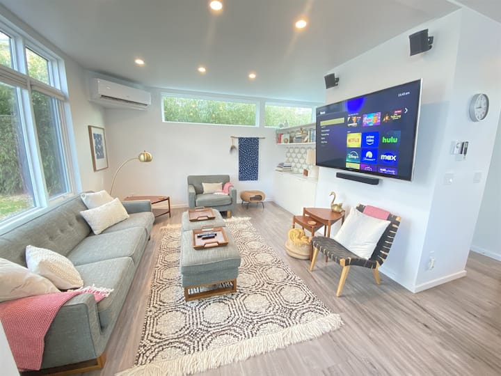 Central/modern/immaculate/family Friendly - Orcas Island, WA