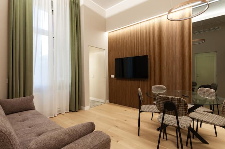 Youhosty - 2 Bedroom Porta Venezia - Milan