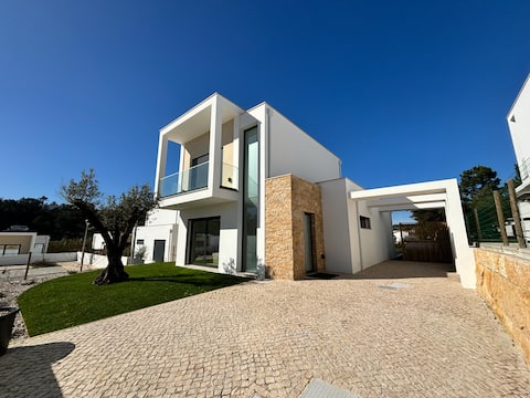 Casa da Lagoa - By [Sch]