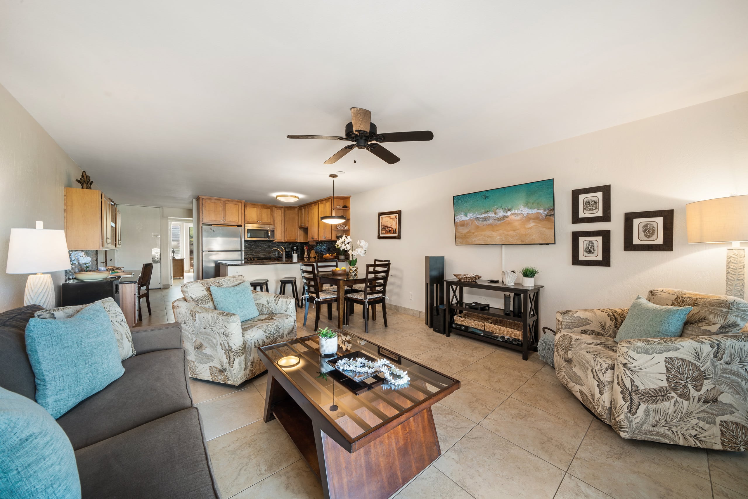 Condo in Kihei · ★4.88 · 1 bedroom · 2 beds · 1 bath - Image 4