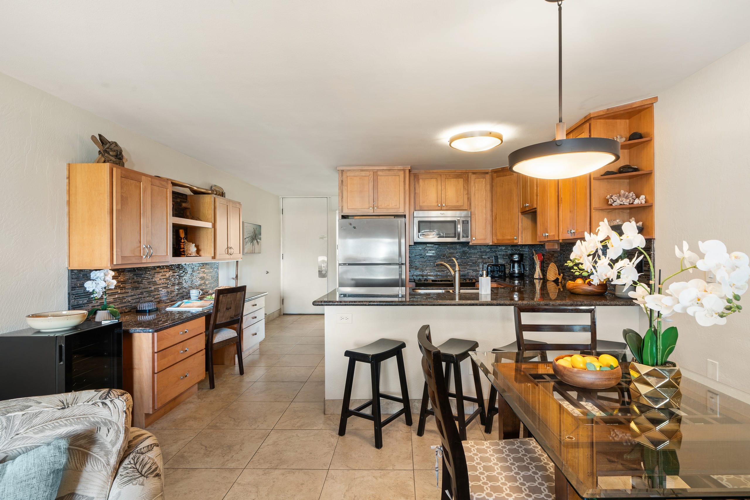Condo in Kihei · ★4.88 · 1 bedroom · 2 beds · 1 bath - Image 14