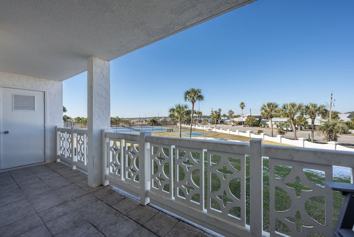 El Matador #523 - Beach Chair Set Included - Fort Walton Beach, FL
