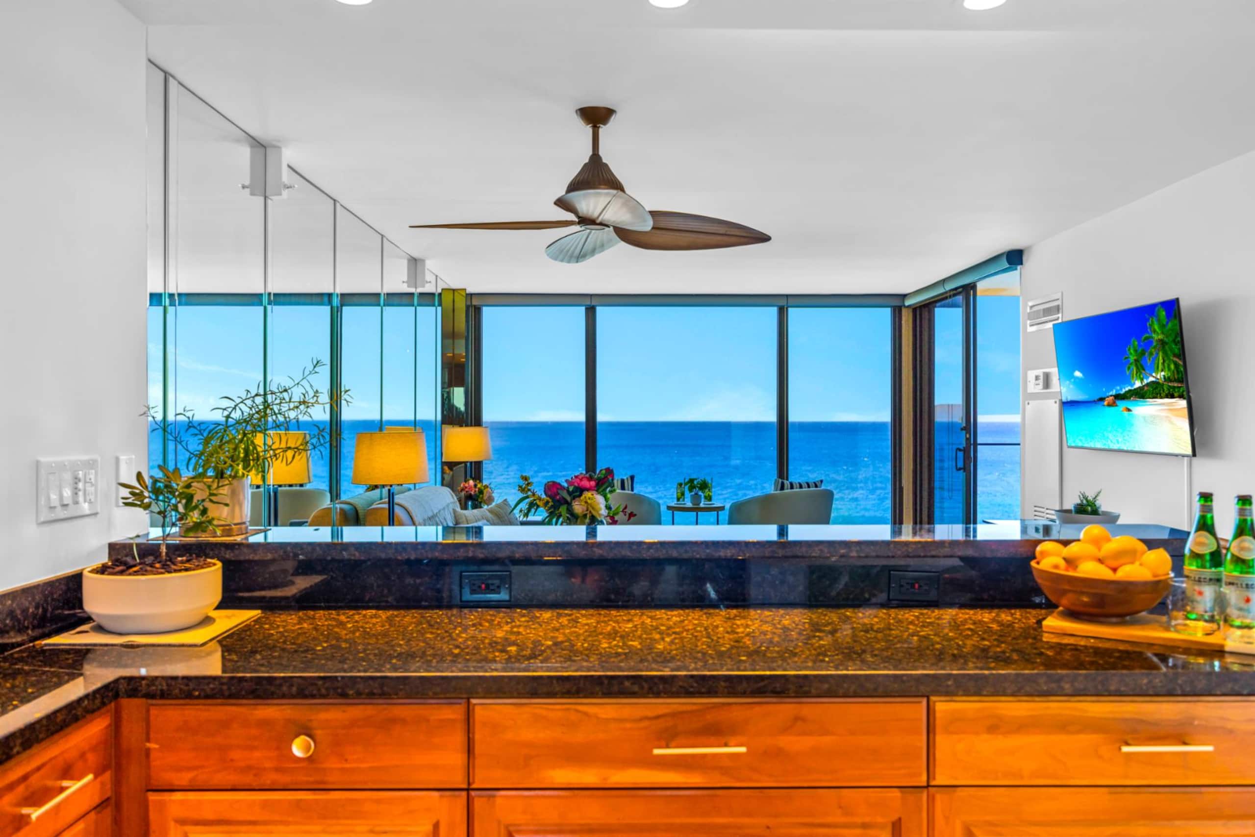 Condo in Lahaina · ★4.8 · 1 bedroom · 2 beds · 1 bath - Image 29