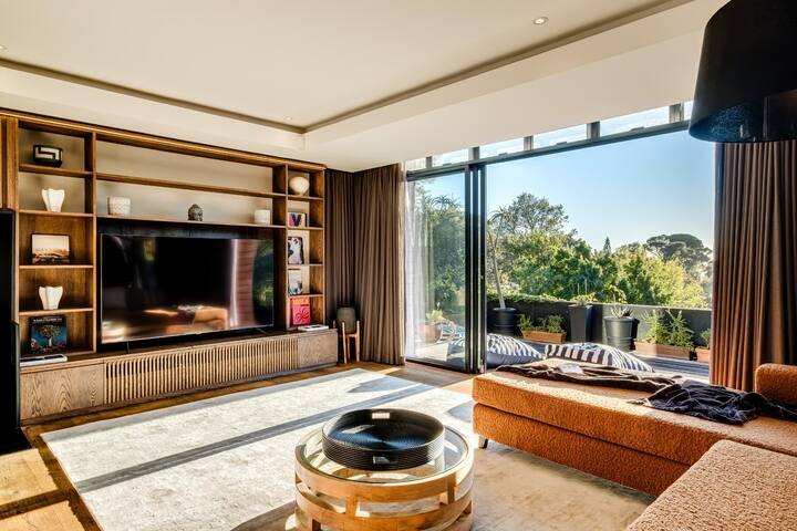 Cape Town 3bed w Mountain View Pool Higgo Terrace gallery image 2