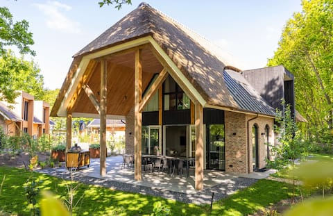 Boerderij Villa with Indoor Pool & Wellness | 12 p