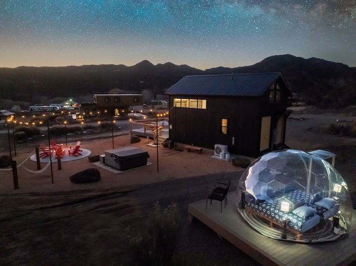 Sky Dome Retreat • Hot Tub • Hammock Deck • View