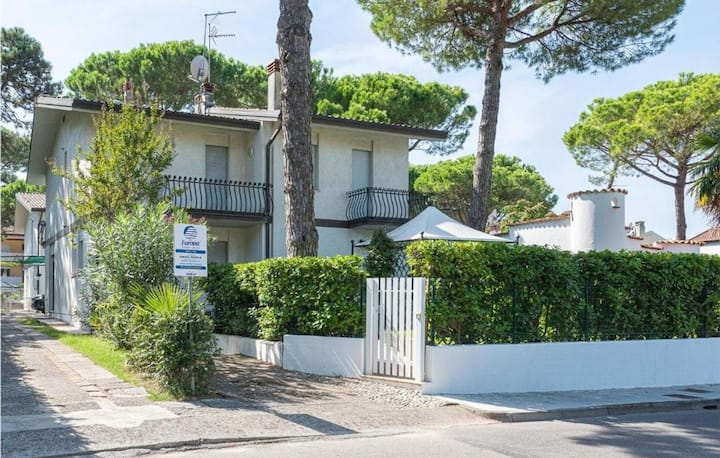 Villa Accueillante Dans Un Quartier Calme - Lignano Sabbiadoro