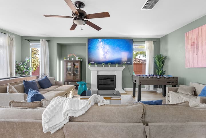 Game Lovers' Retreat: 4000 Sqft Of Fun - El Dorado Hills
