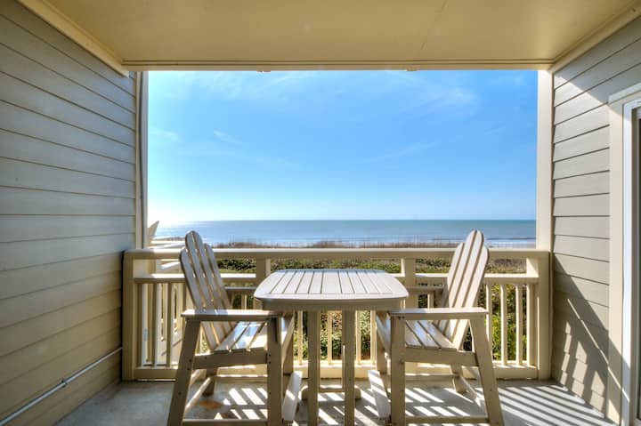 Oceanfront Oasis: Oibv 207, 3br On Oak Island - Southport, NC
