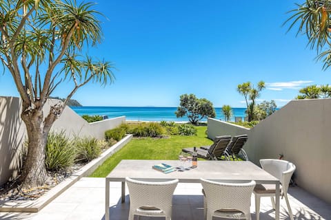 The Sands Villa 31 - Onetangi Beachfront