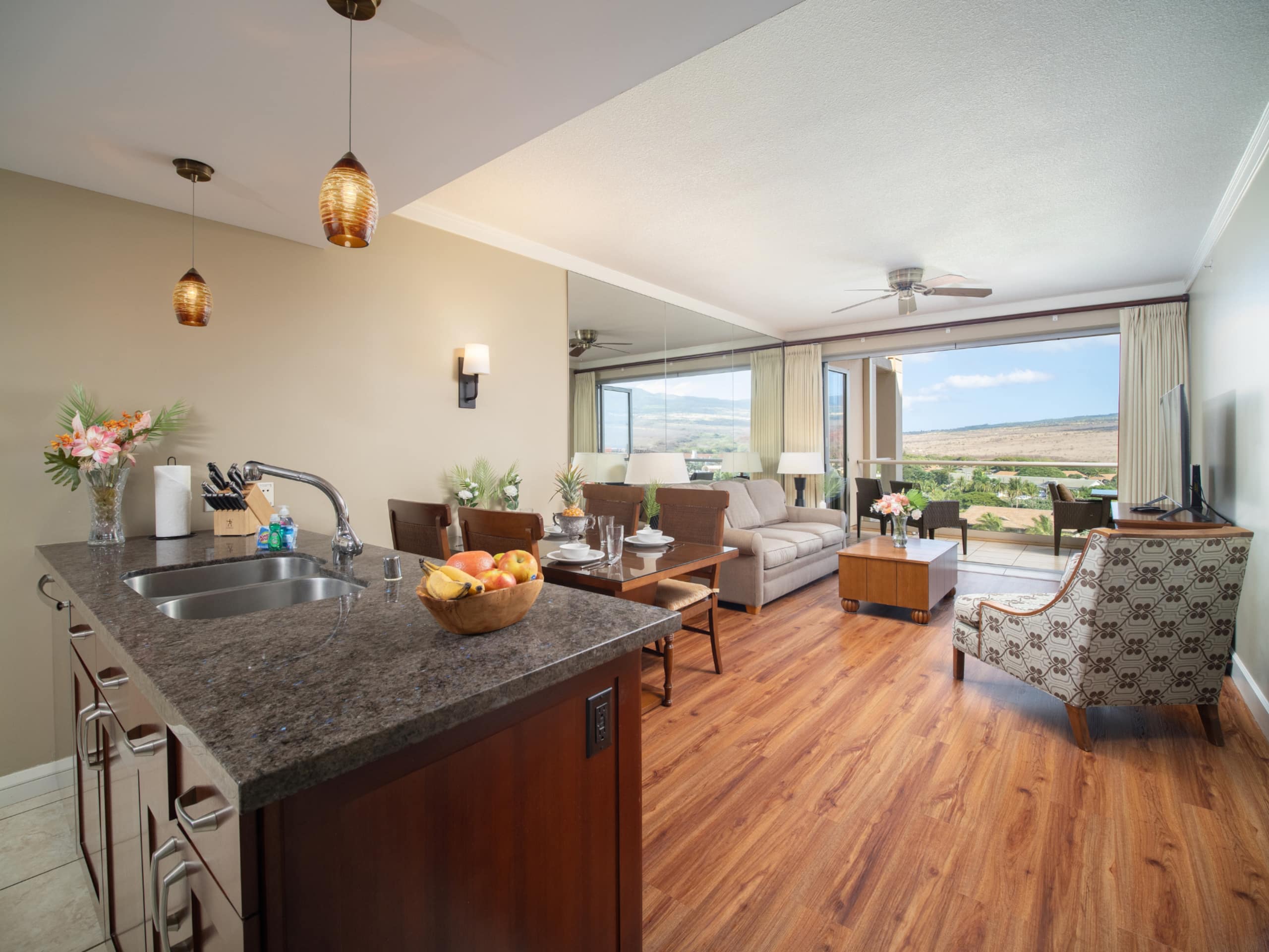 Home in Lahaina · ★5.0 · 1 bedroom · 2 beds · 1 bath - Image 1
