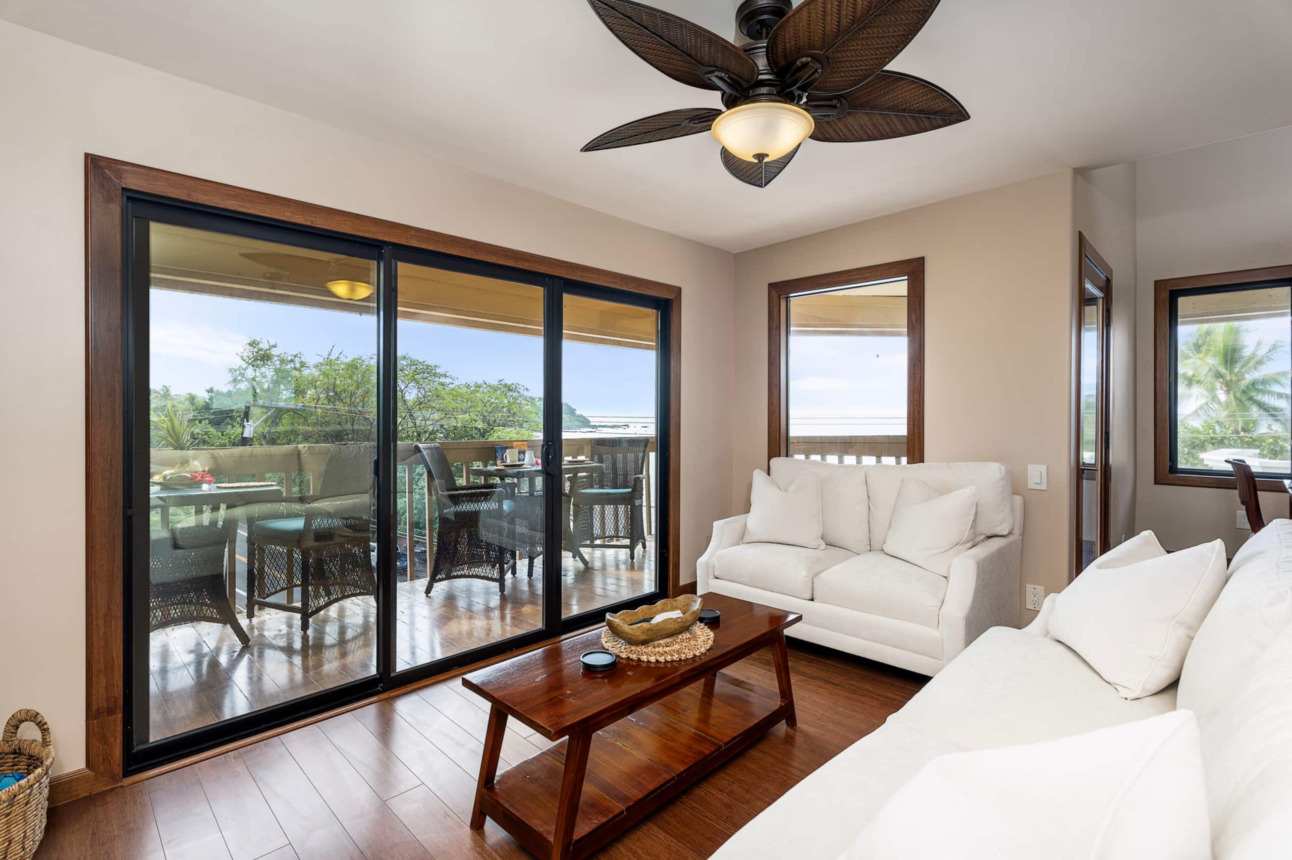 Royal Kahili 401A by Gather: Oceanfront Penthouse - Image 8