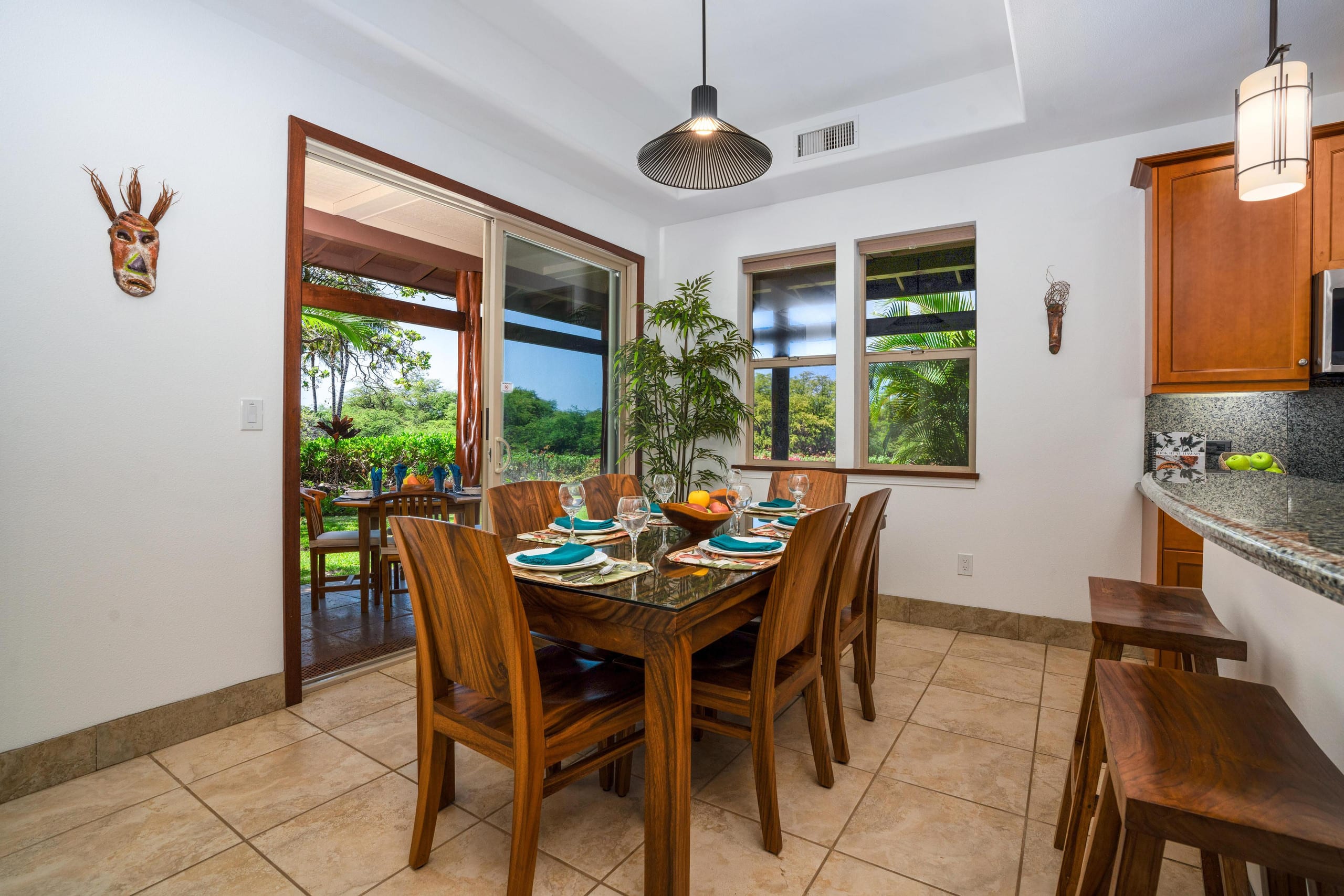 Townhouse in Waimea · ★4.93 · 2 bedrooms · 3 beds · 2 baths - Image 8