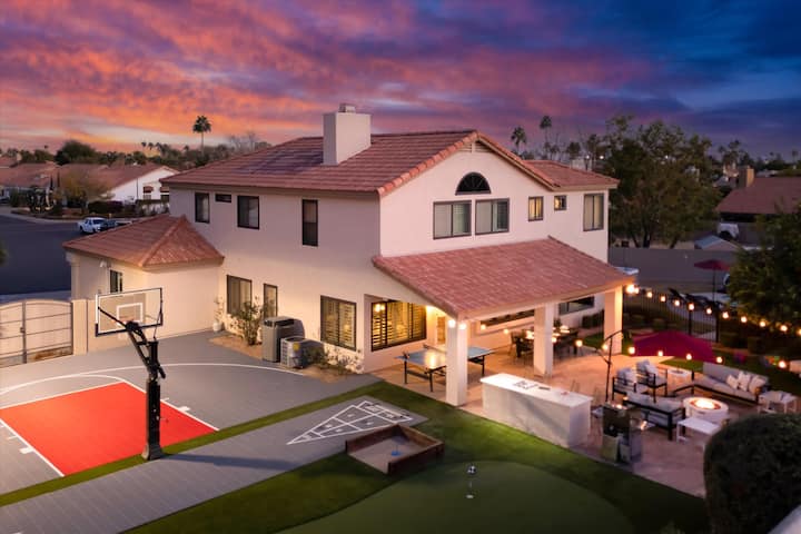 Epic Family Getaway | Sport Court | Heated Pool - Phoenix, AZ