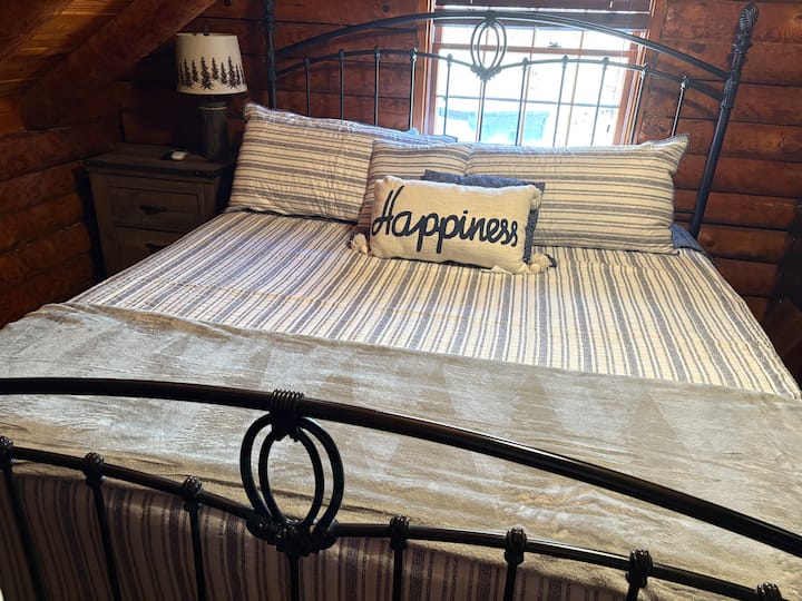 #2 Dormitorio tamaño king arriba