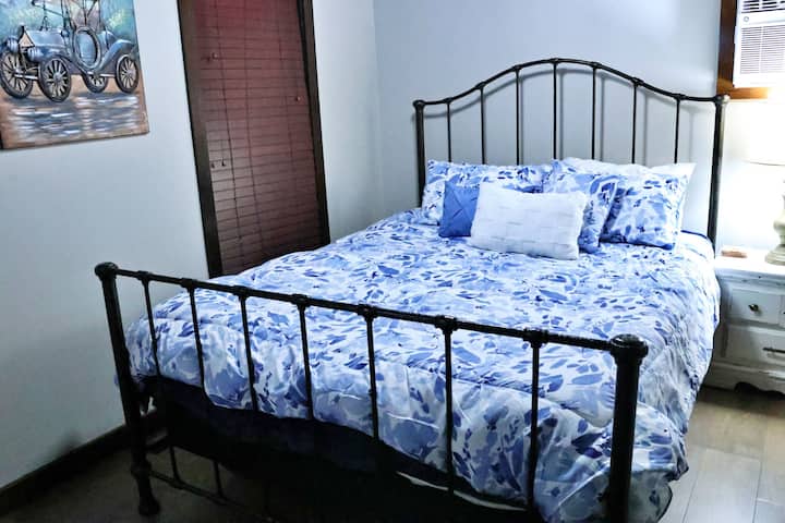 #4 Casa de transporte con cama tamaño queen