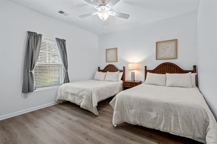 Dhoma e gjumit e dytë me dy krevate dopio "queen"