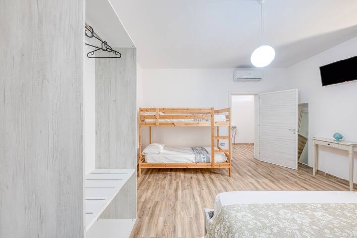 Villa Emanuele con piscina gallery image 5