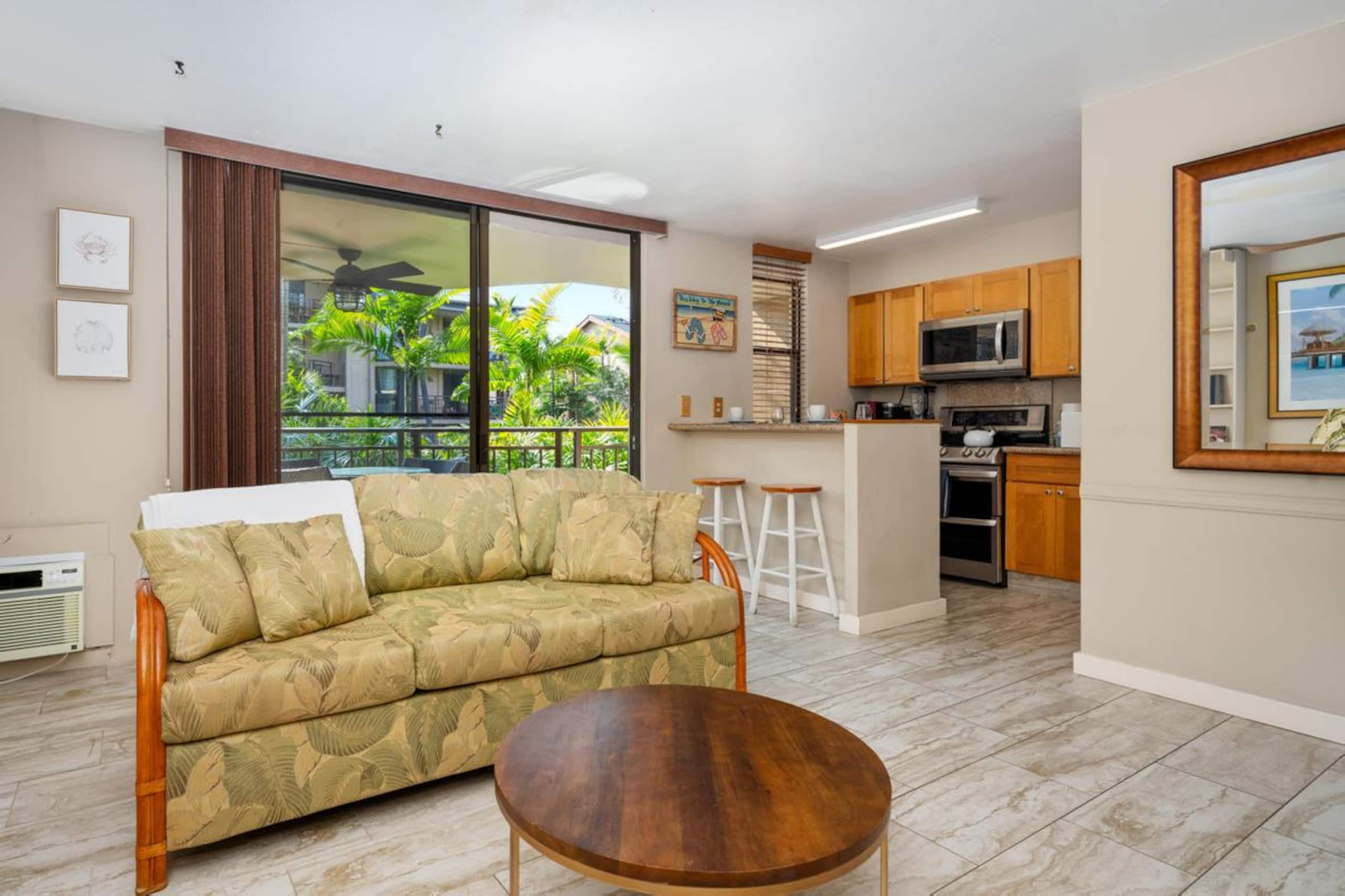 Condo in Kailua-Kona · ★4.5 · 1 bedroom · 2 beds · 1 shared bath - Image 8