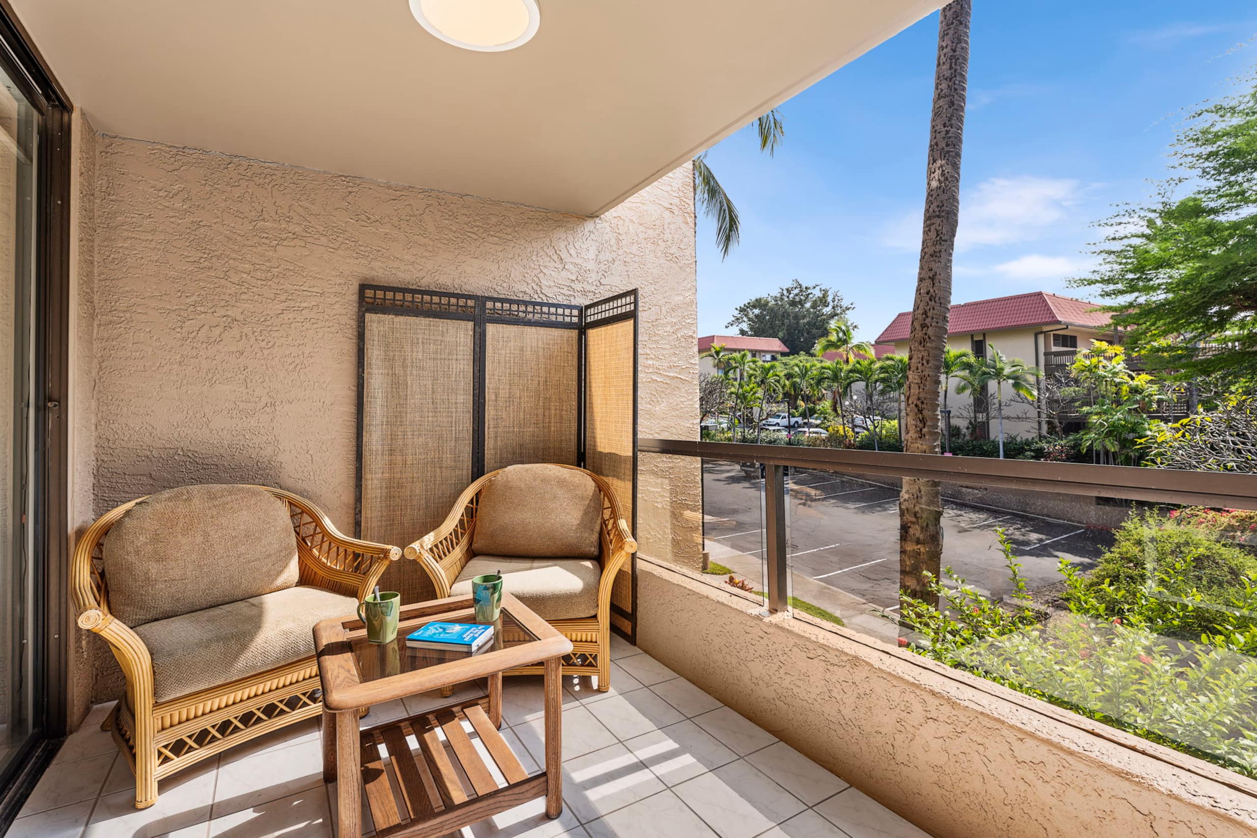 Condo in Kailua-Kona · ★4.92 · 1 bedroom · 2 beds · 2 baths - Image 29