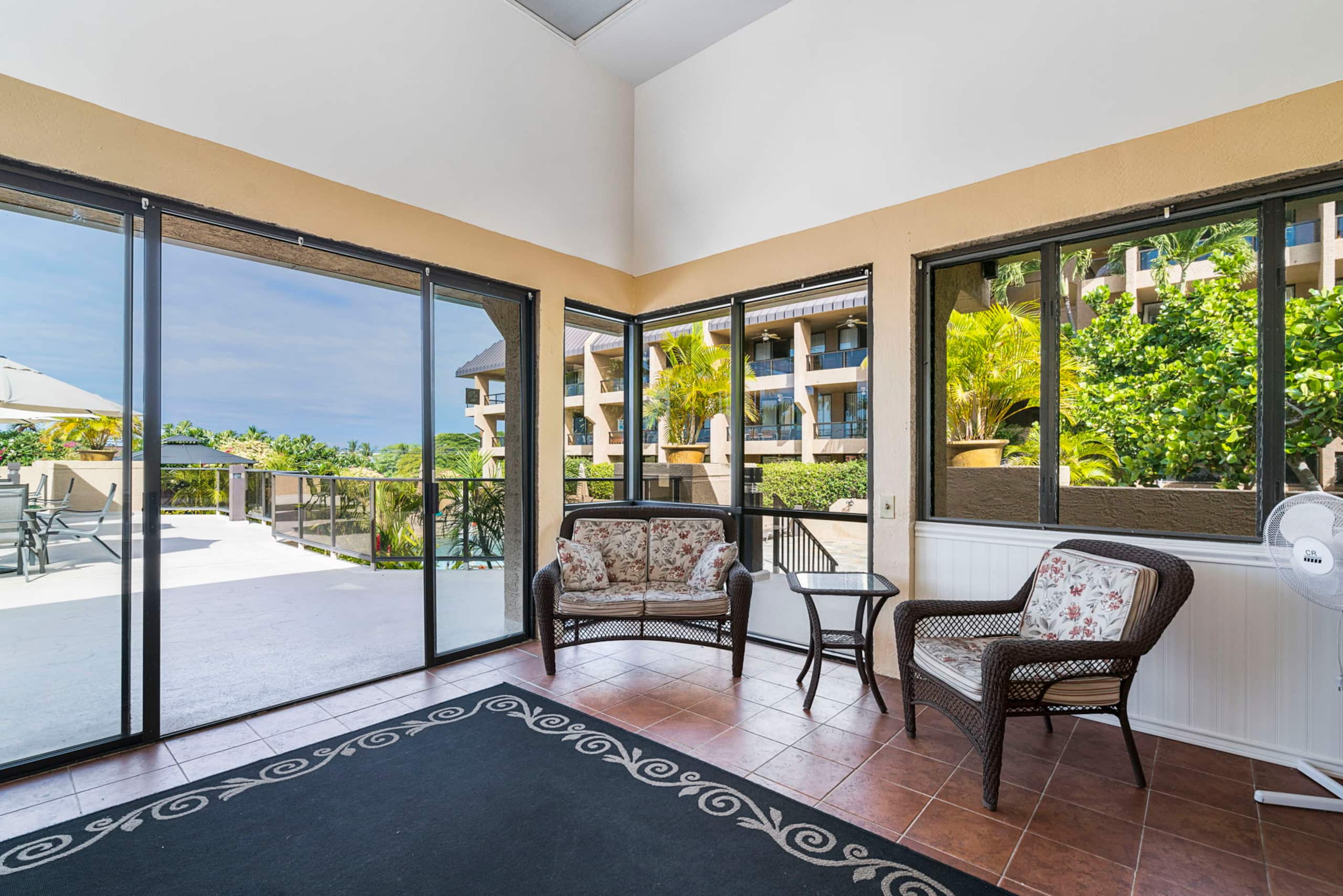 Condo in Kailua-Kona · ★4.92 · 1 bedroom · 2 beds · 2 baths - Image 36
