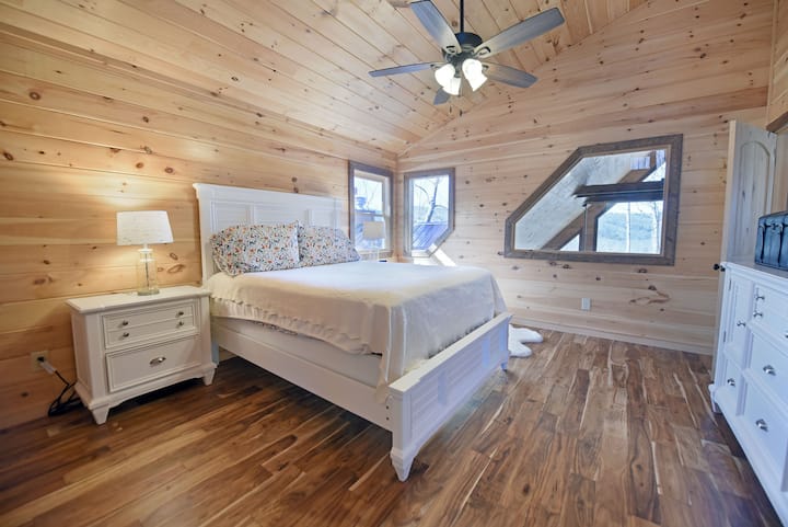 Stoneman Lodge - დასაქირავებელი ხის სახლი Blue Ridge ‑ ში