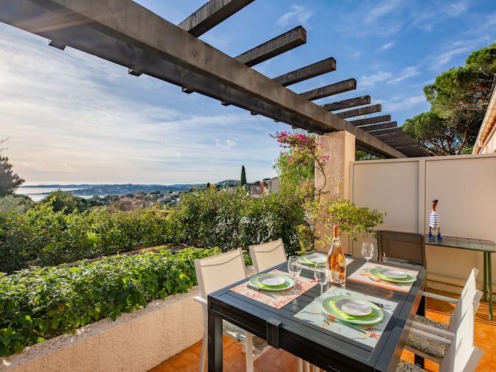 Les Coteaux De La Nartelle By Interhome - Sainte-Maxime