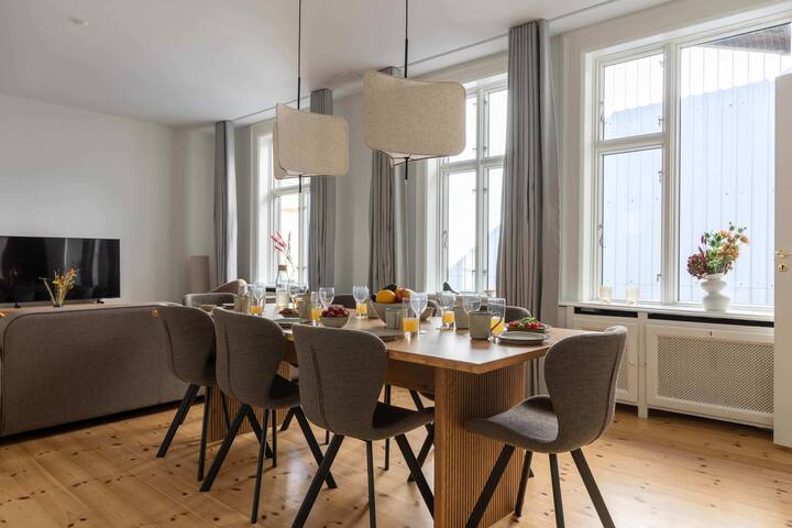 Beautiful & Spacious 4BR in Vesterbro gallery image 3