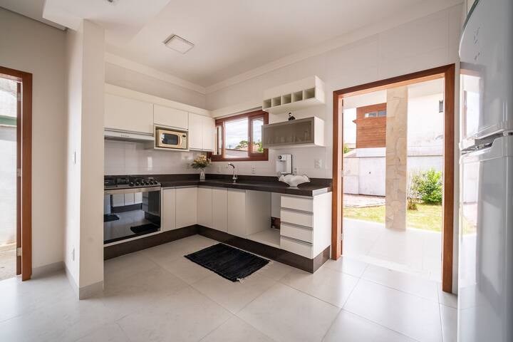 Achei Florianópolis managed Airbnb listing 3