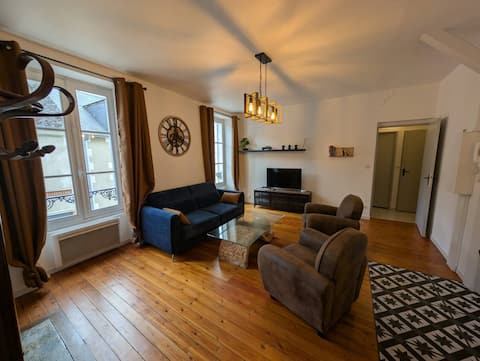 Successful Airbnb property: Le Cocon de Blois: Chambord 2-bedroom apartment in Blois