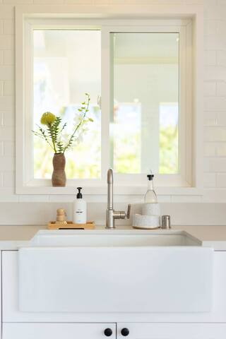 Cottage One – Luxury Escape on Hanalei River gallery image 5